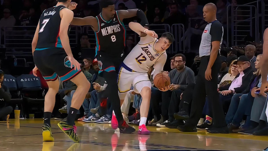 这是夯夯维冠！湖人拉拉维亚vs灰熊26分集锦：第二高分+最高正负值