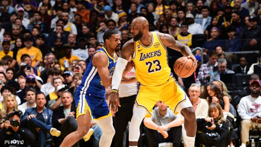 【球星】詹姆斯vs勇士集锦 全场20+7+10攻传兼备率队取胜