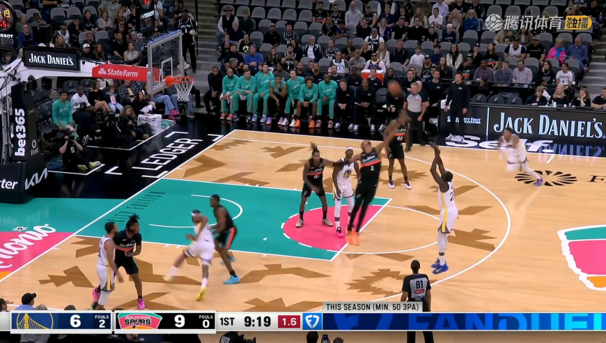 实在是太高太长！文班亚马篮下一打二打进 随后竟离谱大帽追梦格林