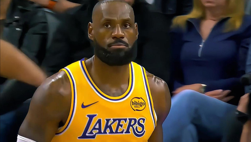 不难的球不进！詹姆斯两罚全丢后命中漂移三分 随后再次两罚一中