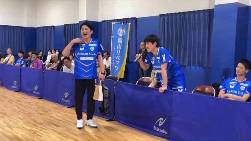 张本智和翻译逗笑全场！不敢说郝帅中文原意，机智转述获队友认可