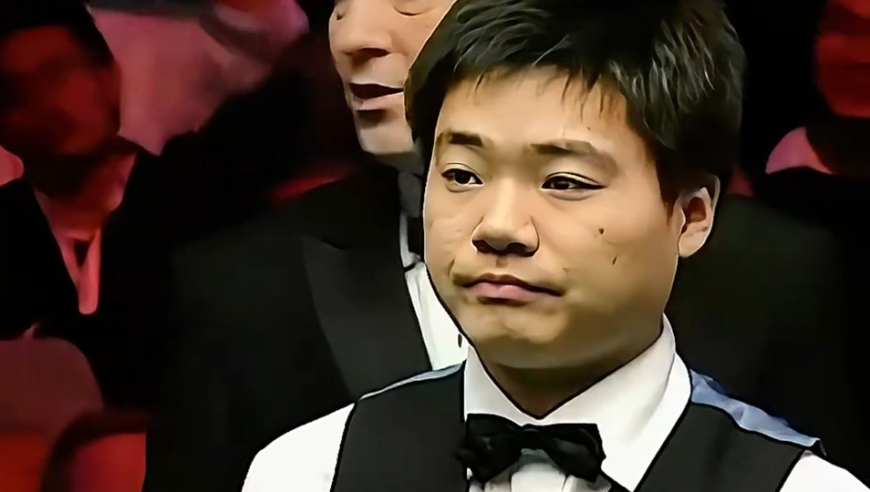 体坛记忆｜ 史上最诡异斯诺，丁俊晖五次解球失败，逼到绝境翻袋逆袭