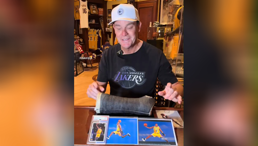 收藏家收藏新秀科比石膏：来自湖人队医，之前想约科比签名