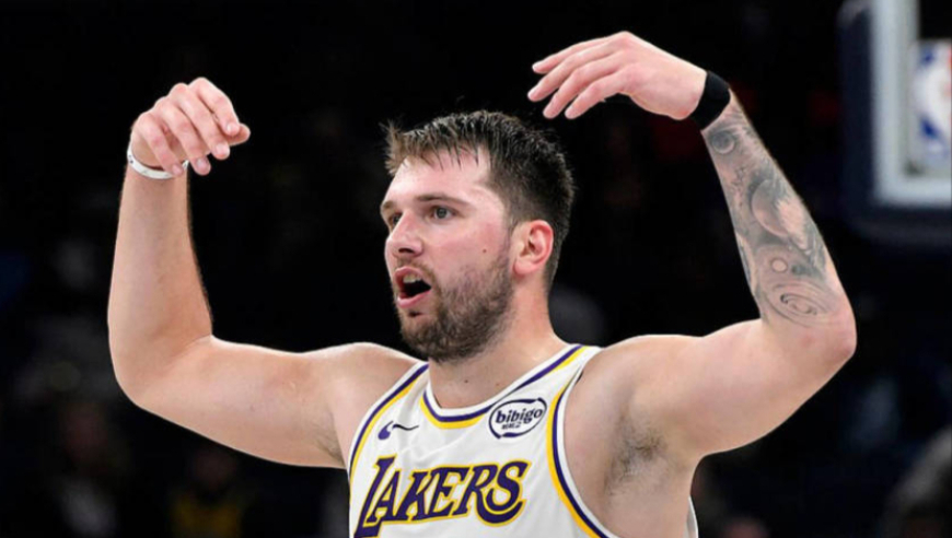 东契奇你太狠了！湖人尘封了55年的纪录，就这样被你打破了