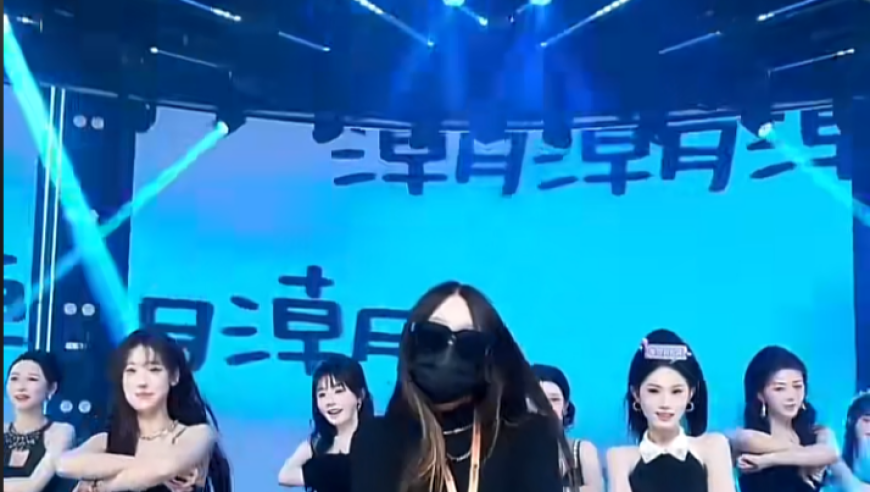 旭旭宝宝“失踪”真相，试播即巅峰，传媒女团引爆直播间