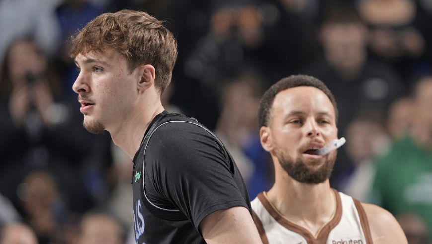 要打崩了！独行侠末节轰11-0领先勇士到两位数 追梦格林又发狂了