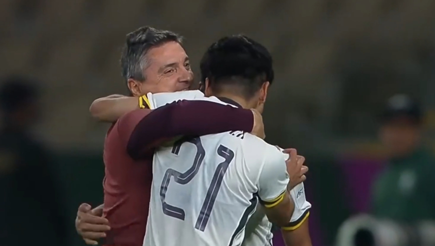 U23国足3-0越南晋级决赛集锦：彭啸建功 王钰栋向余望破门