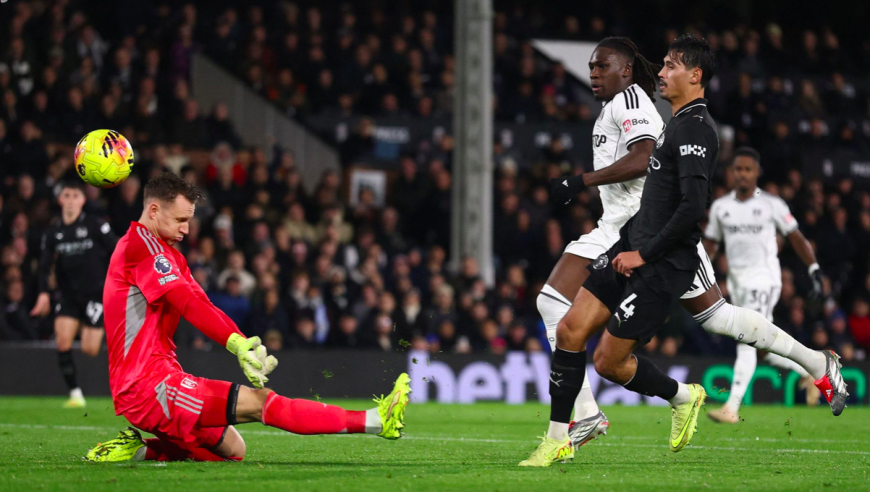 5-1到5-4！12.1亿豪门面对提款机19连胜 神锋英超100球破纪录