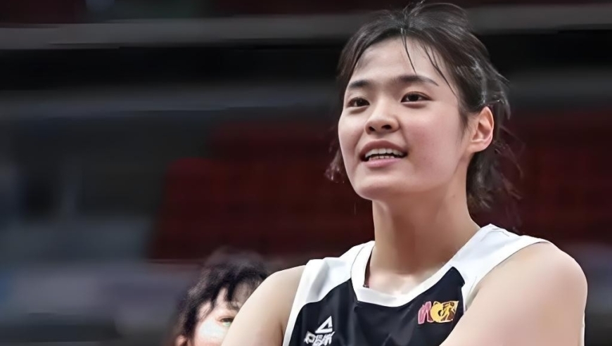 13分钟轰16+3！中国女篮又一26岁2米王牌崛起：冲冠对决韩旭？