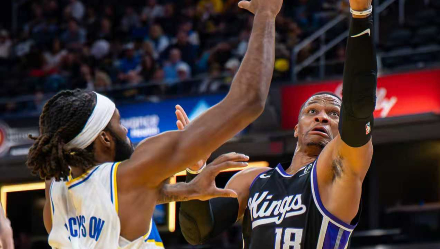 威少24+13+14集锦：遭对手搂脖子打头 最后时刻只有他在战斗