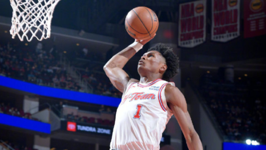 一球不丢！火箭阿门汤普森vs爵士20分7篮板集锦：8投全中疯狂冲击