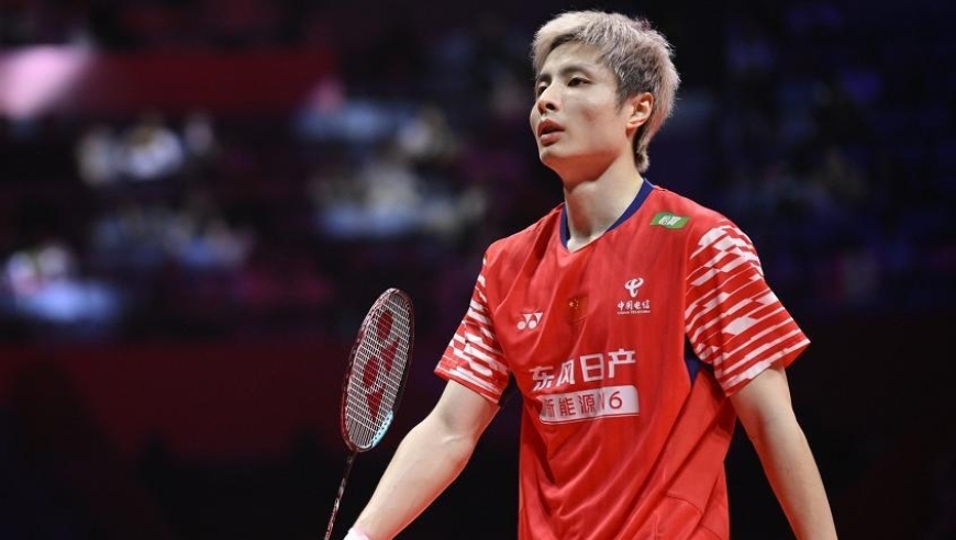 世界第一遭爆冷！石宇奇0-2小波波夫，卫冕失败无缘国羽历史第二人