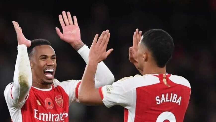 47场零封！英超现役最佳中卫搭档！