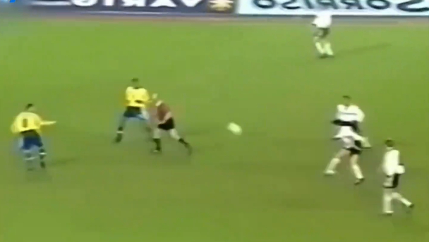 体坛记忆｜98年最强友谊赛，大罗最后时刻上演绝杀