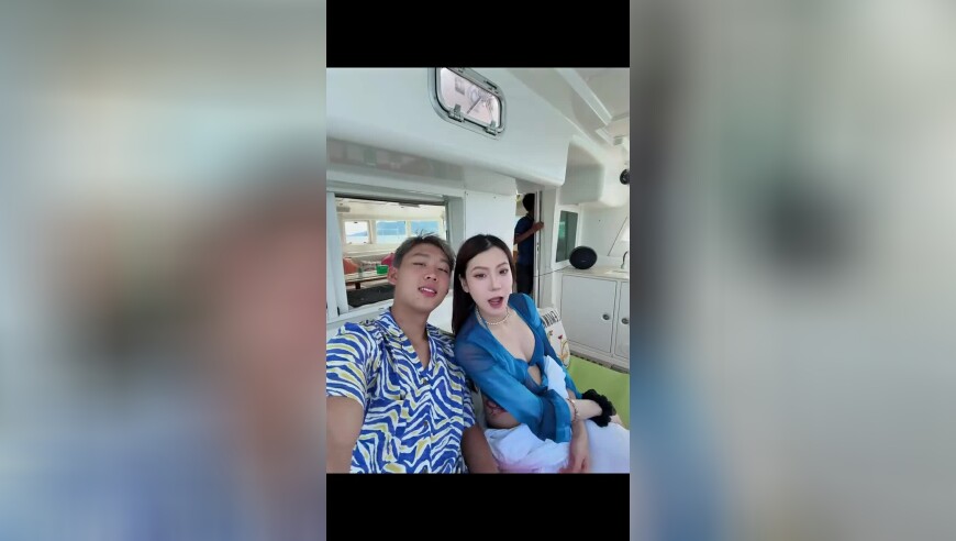 泰兰德的夏天永不停歇，申花球员金顺凯和妻子在普吉岛度假