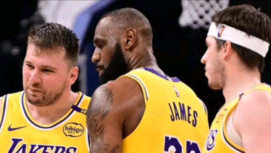 1620万，湖人签约大获成功！浓眉之外最强中锋，老詹有望第5冠