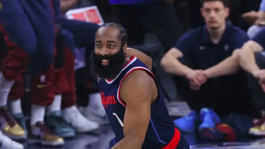 NBA多笔重磅交易完成!湖人，快船，森林狼，黄蜂，爵士官宣最新消息！