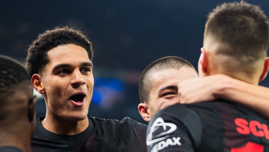 曼城欧冠首败，瓜迪奥拉大轮换0比2勒沃库森，哈兰德替补失良机