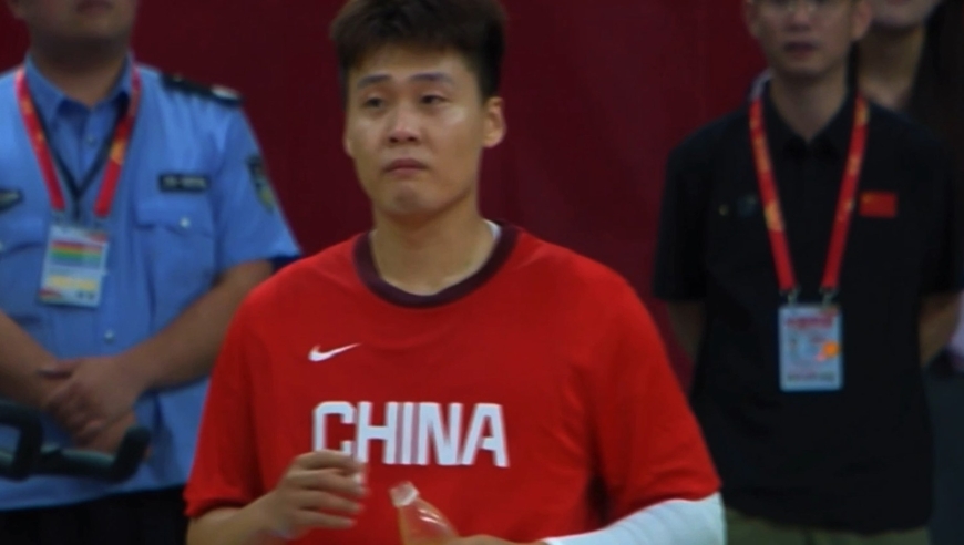 赵睿拉了？拿球说话11分3板3助，中国男篮战胜委内瑞拉