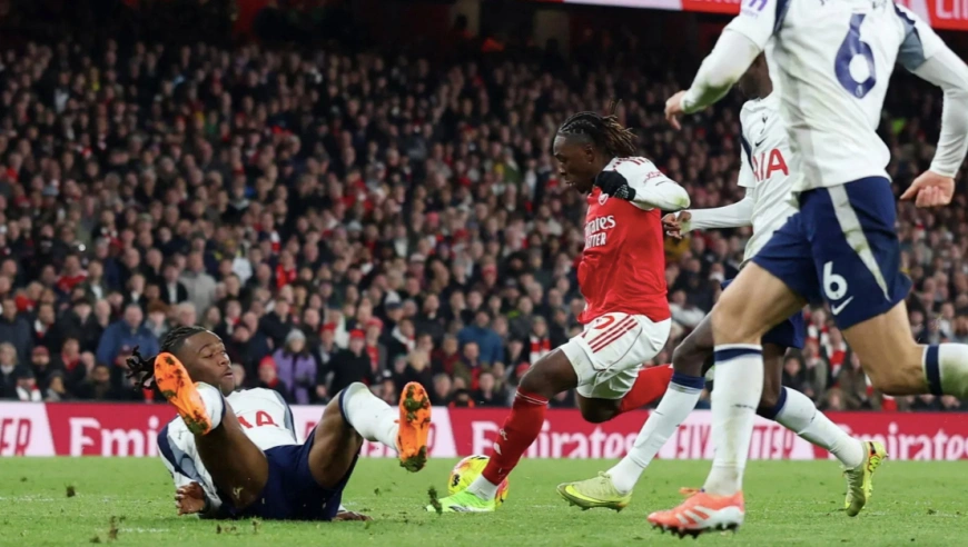 英超德比大战上演超远世界波！9.2亿豪门全场仅3射 1-4溃败3轮1分