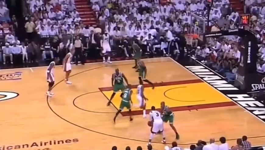 回顾12年东部决赛G7热火对阵凯尔特人 来看看热火三巨头的进攻火力 ｜体坛名场面