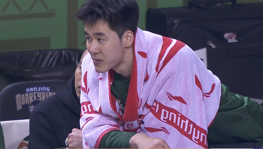 CBA刺激一夜！诞生2场加时，山东+辽宁+新疆都赢球，附最新积分榜