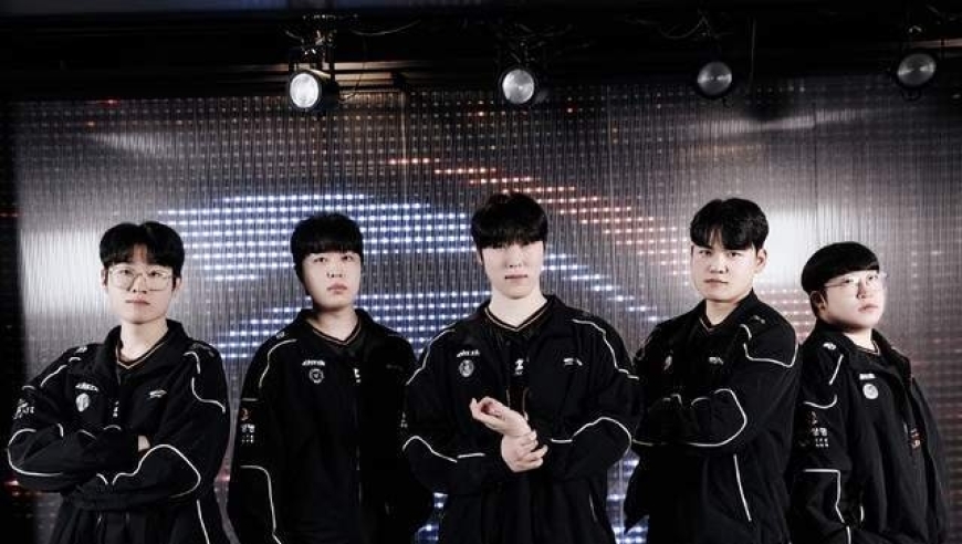 HLE沦为最大笑柄！顶薪LPL教练回归进入斩杀线，粉丝炸锅开卡车