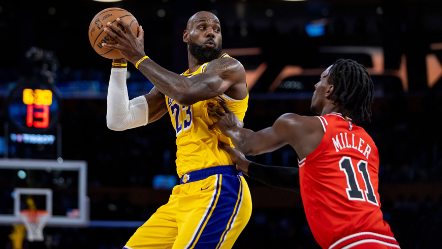 Top时刻｜13日十佳球：老詹霸气双手暴扣 SGA打破张伯伦神迹