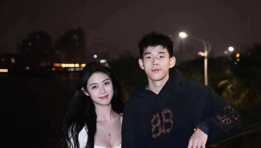 CBA得分王终于找到工作！21岁打NCAA主力赚的不比CBA少
