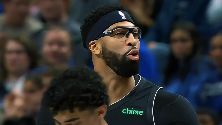 巨星对决！浓眉被杜兰特打成2+1 随后连轰10分还回应杜兰特2+1