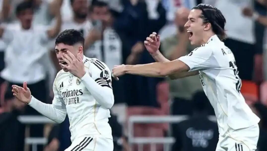 西超杯-将战巴萨！皇马2-1马竞晋级决赛，巴尔韦德超级世界波+传射