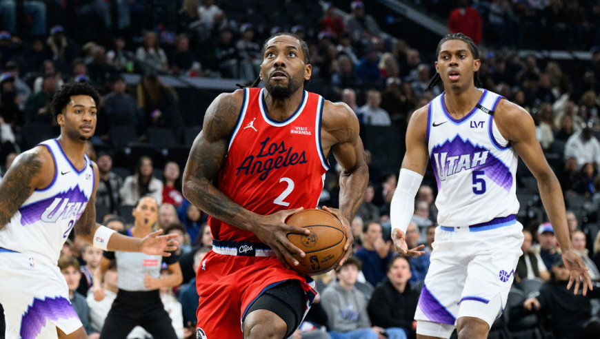 莱昂纳德vs爵士45分集锦：29投16中+末节狂轰20分助快船定胜局