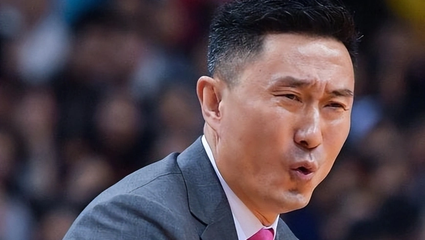 广东3消息！杜锋新职务曝光，宏远三将加盟NBL，易建联公开致辞