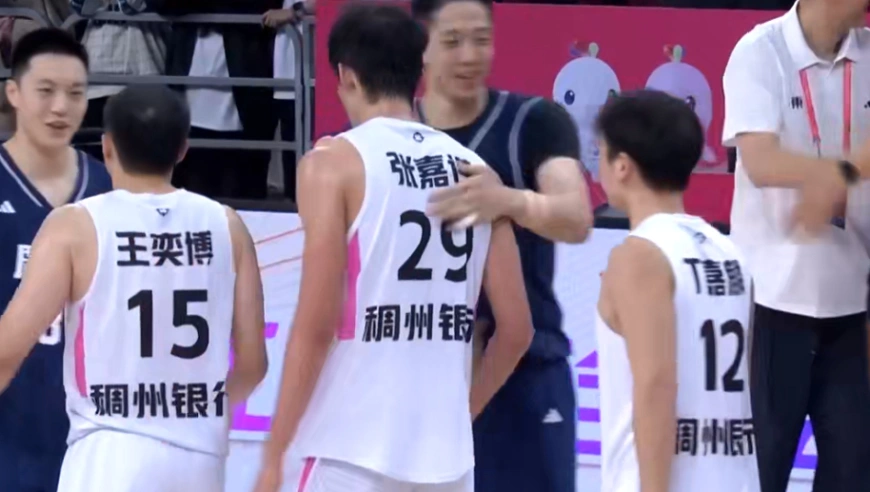 36分大胜浙江，广东主场夺冠！徐杰获封MVP，赵睿13+5，胡明轩8+8