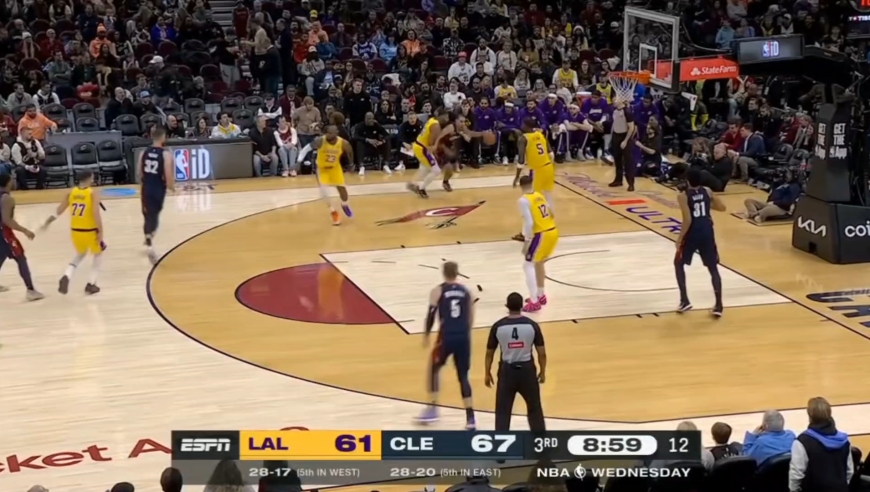 东詹联手也没办法!回顾骑士进攻行云流水，把湖人一波流扩大分差