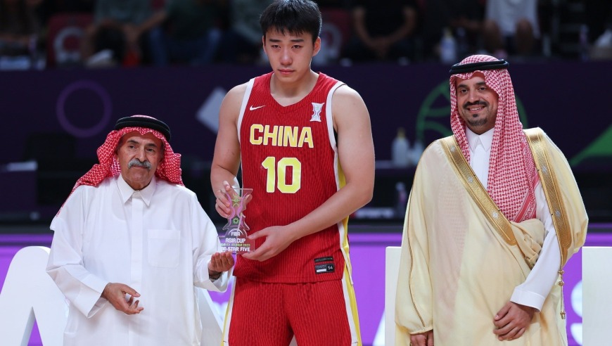 王俊杰：颁奖哭是因为胡金秋说 输掉这1分要靠我们夺回来下次他不在了