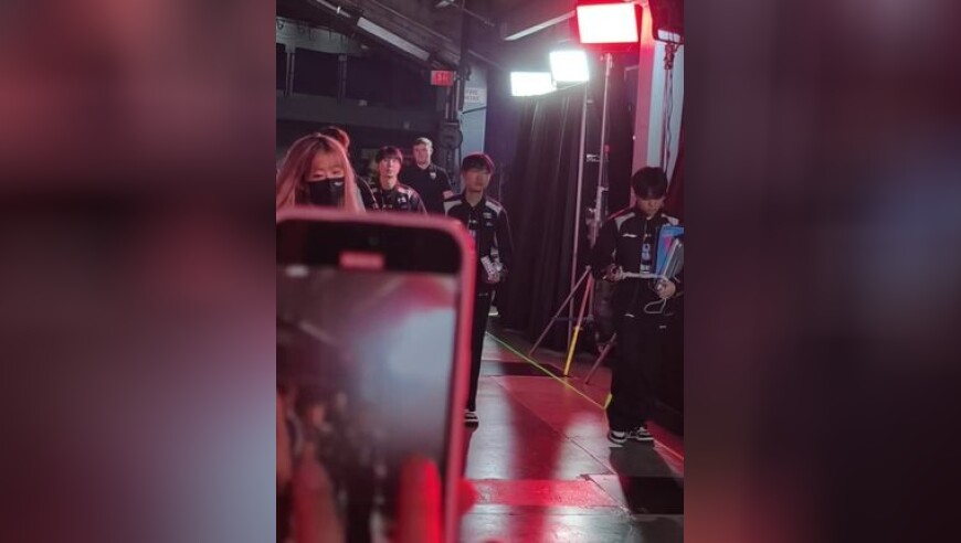这样状态的BLG输了不算坏事，网友：确实还是打不过T1！