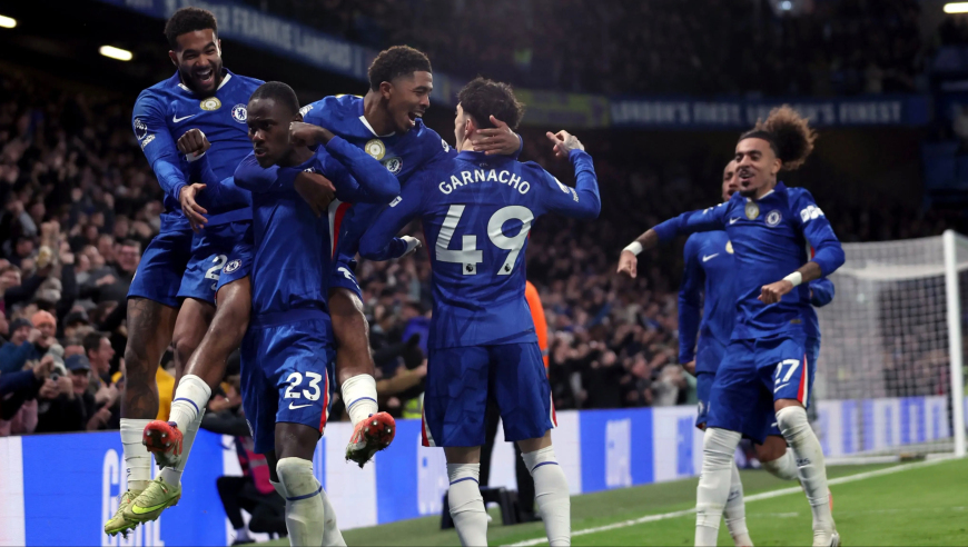 英超焦点战：十人切尔西1-1阿森纳 查洛巴梅里诺破门 凯塞多染红