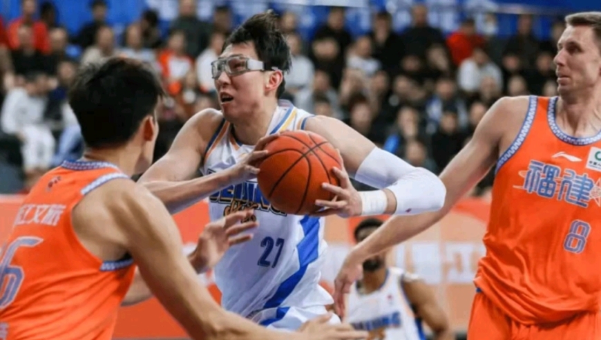 CBA最新排名：北京冲第4失败，辽宁坐9望6；差距仅3场，7队争第12