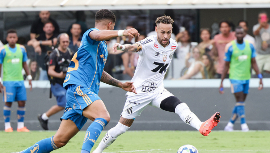 内马尔跪求世界杯门票：狂欢节不玩了，安帅看看我！