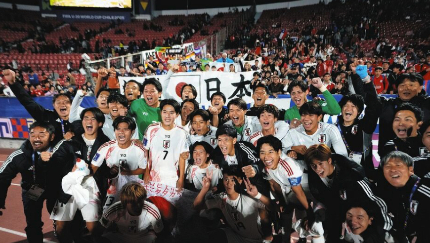 2-0！亚洲一哥接近出线，两战全胜0失球，国际足联新规立大功