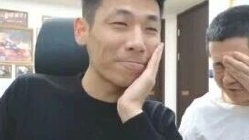 旭旭宝宝在梦幻里活成了笑话，弹幕杀人诛心，宝哥深夜破防，出现直播事故