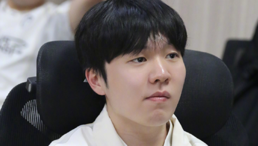 Rookie因分手事件风评直线下降，被曝光不想打了，IG新中单将首发出场