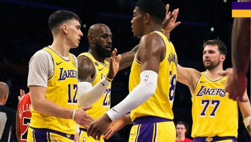 湖人正式进入&ldquo;无詹时代&rdquo;，雷迪克：多日沟通后詹姆斯已理解东契奇和里夫斯