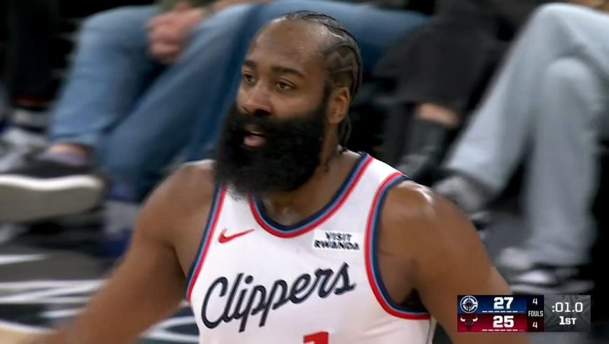 太有经验！哈登压时间最后一攻 极限造3罚得手公牛球员表情无奈