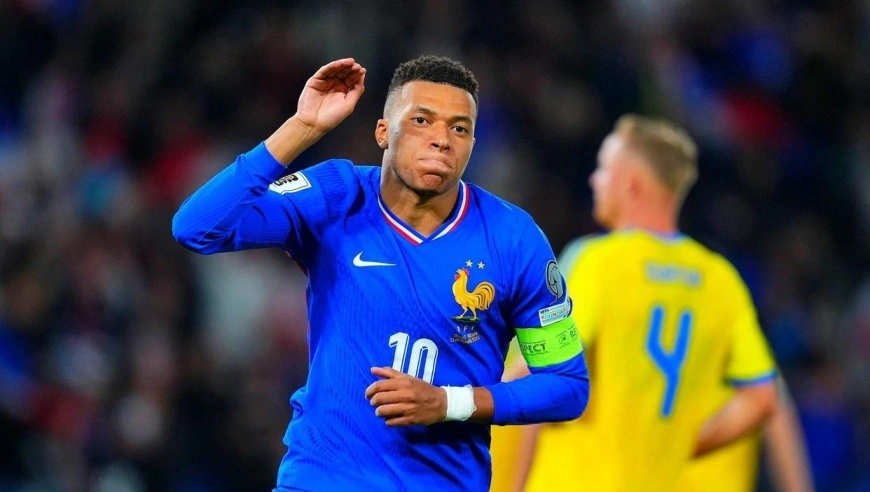 4-0！姆巴佩独造3球，9500万神锋建功，法国提前晋级世界杯