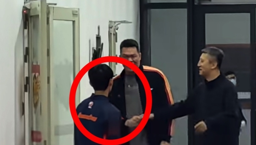 107-102！广东宏远险胜，郭士强觉醒，徐杰有好消息，国产后卫42分太强！