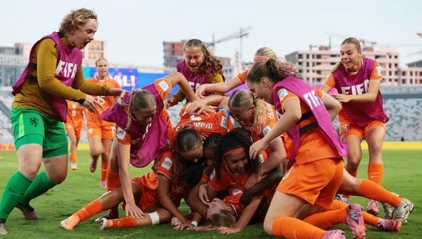 9-8、5-4！女足世界杯杀疯了，法国、意大利爆冷出局！4强对阵诞生了