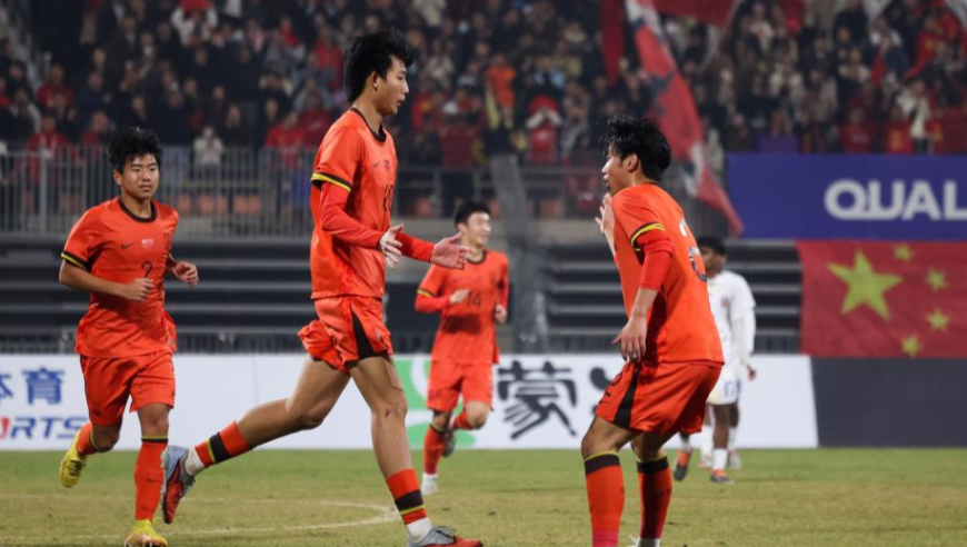 残暴！U16国足8-0斯里兰卡 万项两分钟双响对手守门员送乌龙