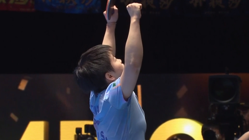 孙颖莎发文回应夺冠，谁注意她对王曼昱的称呼，她的球技人品真的全在线